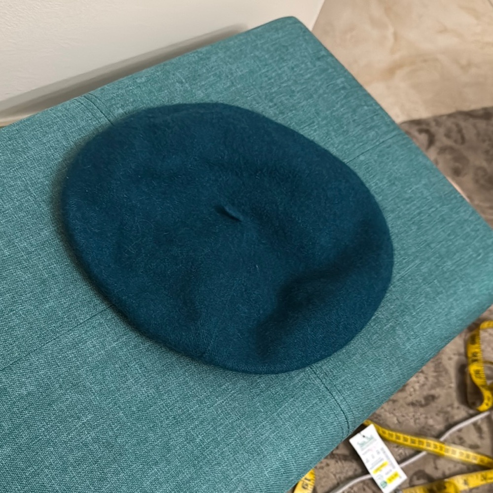 Chic Teal Beret for Women